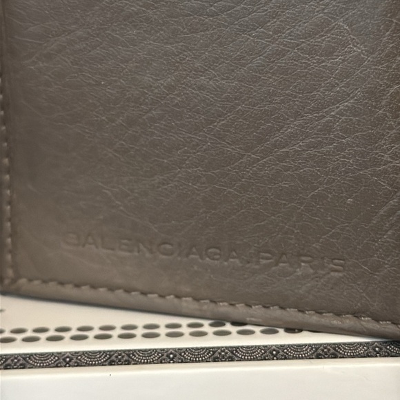 Balenciaga Long Taupe Leather Bifold Wallet Clutch - Picture 5 of 10